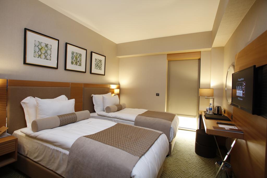 Mia City Hotel Izmir Exterior photo